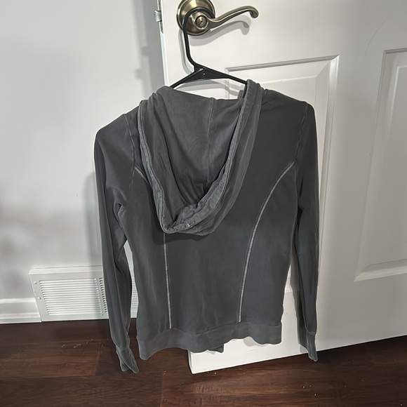 Lucky Brand Gray Hooded Sweatshirt Jacket- Size S- Great Condition - Picture 7 of 11